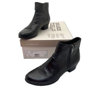 Regarde le Ciel Stefany Black Leather Booties 6